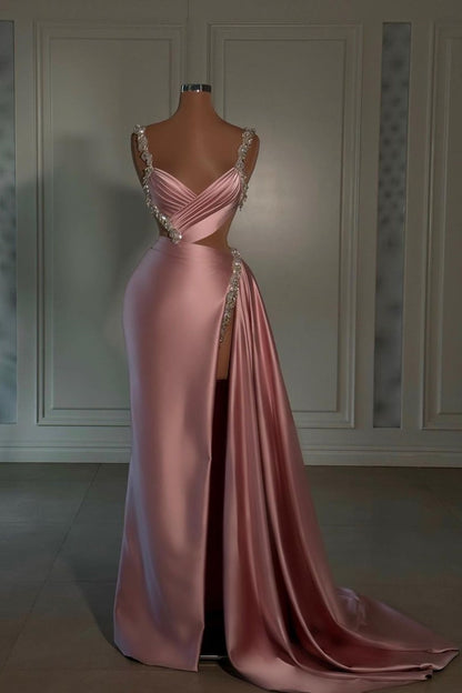 Glamouröses rosa Ballkleid mit herzförmigem Spaghettiträger und hohem Schlitz