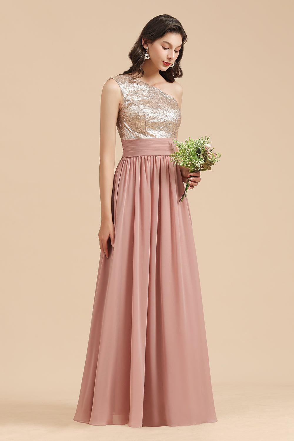 Hier können Sie Brautjungfernkleider Lang Altrosa online bei babyonlinedress.de. Chiffon Kleider Mit Glitzer für Sie zur Hochzeit gehen.