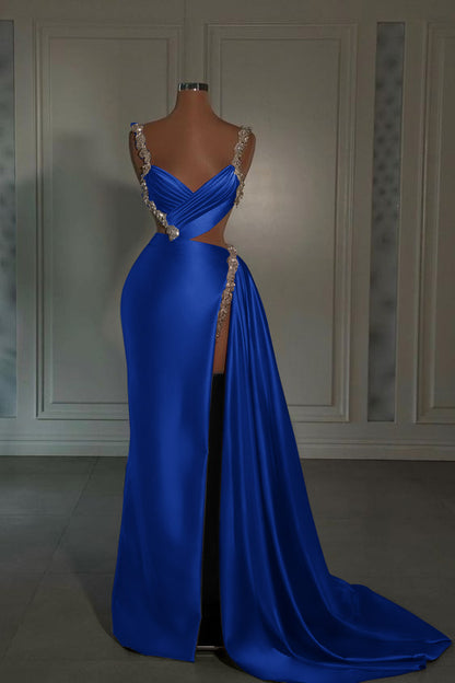 Glamouröses rosa Ballkleid mit herzförmigem Spaghettiträger und hohem Schlitz