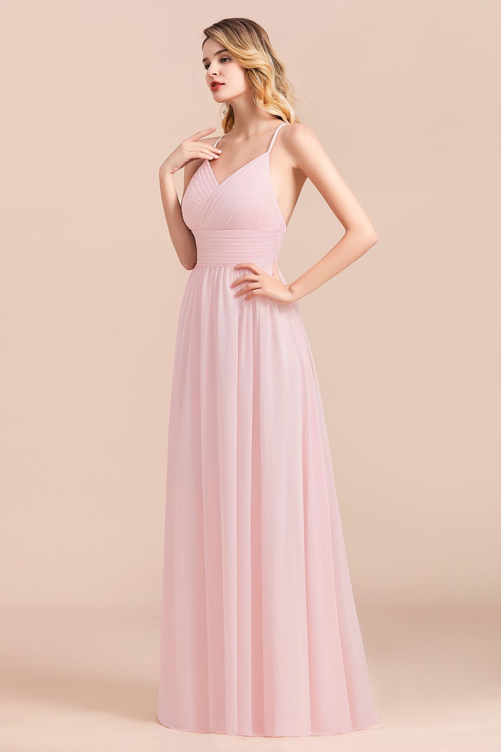Finden Sie bei babyonlinedress.de Brautjungfernkleid Lang Rosa aus Chiffon. Günstige Brautjungfernkleider für Sie zur hochzeit gehen.