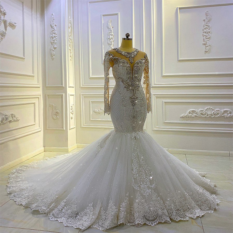 Bateau-Brautkleid im Meerjungfrau-Stil mit Perlen und Pailletten, Spitzenapplikationen und Perlen