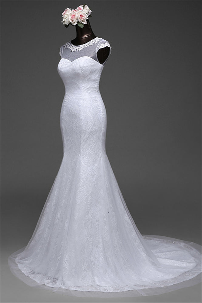 Langes Brautkleid aus Spitze im Meerjungfrau-Stil mit Tüll