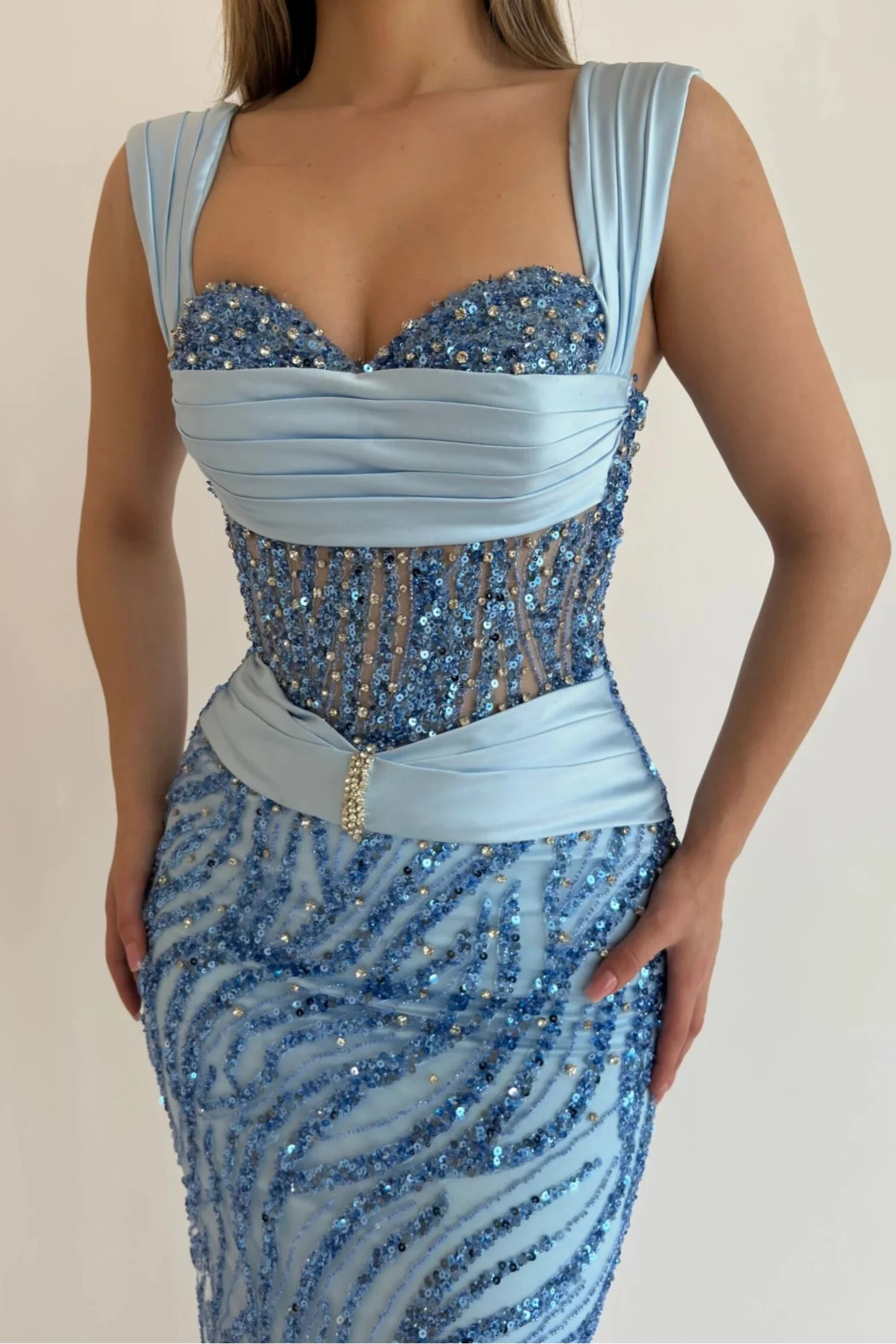Blaues Ballkleid mit Glitzer Abendkleider Lang Online