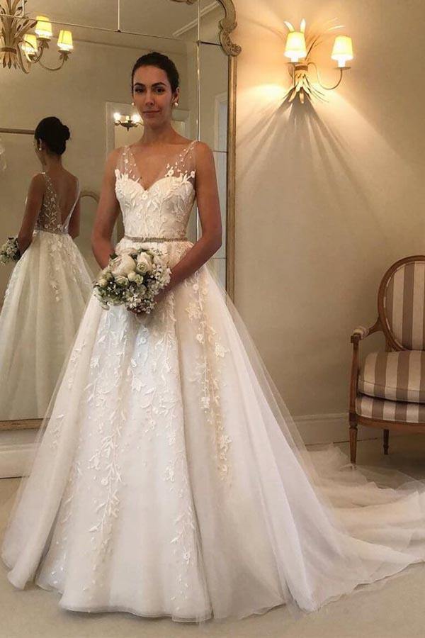 Langes Brautkleid in A-Linie mit offenem Rücken, Herzausschnitt und Tüll