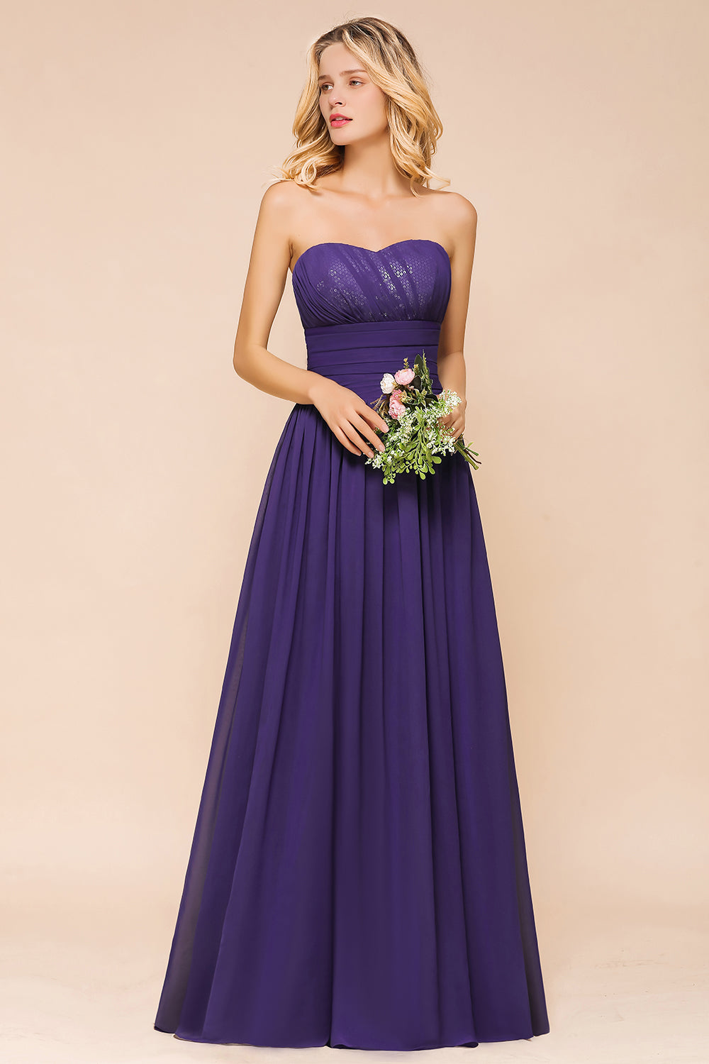 Suchen Sie Regency Brautjungfernkleider Lang Günstig online bei babyonlinedress.de. Kleider für Brautjungfern für Sie zur Hochzeit gehen.