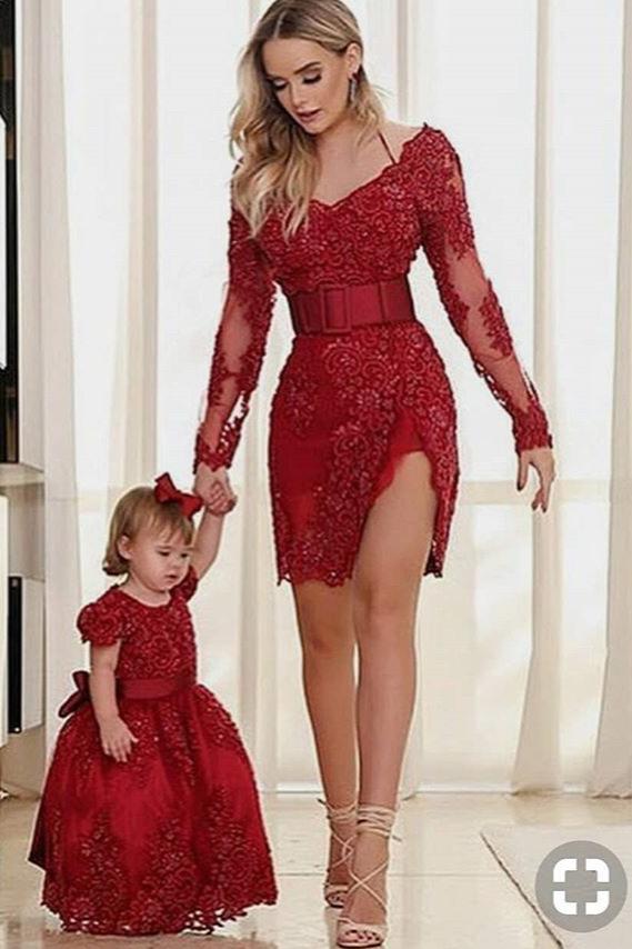 Hier können Sie Günstige Blumenmädchenkleider Weinrot online bei babyonlinedress.de. Spitze Kindkleider Zur Hochzeit für Sie nach Maße anfertigen.