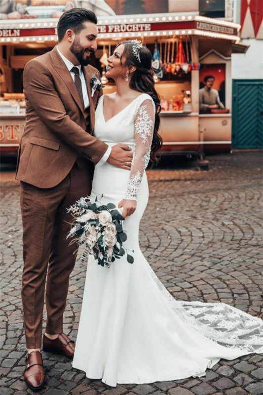 V-Ausschnitt, lange Ärmel, Spitzen-Brautkleid im Meerjungfrau-Stil