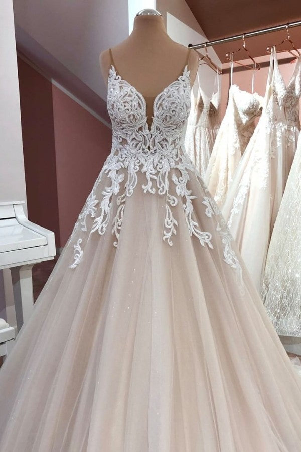 Vintage-Brautkleid in A-Linie mit V-Ausschnitt und Spaghettiträgern und Spitzenapplikationen