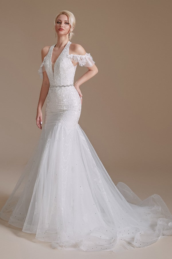 Elegantes, langes, bodenlanges Brautkleid aus Tüll mit Neckholder und Applikationen aus Spitze im Meerjungfrau-Stil