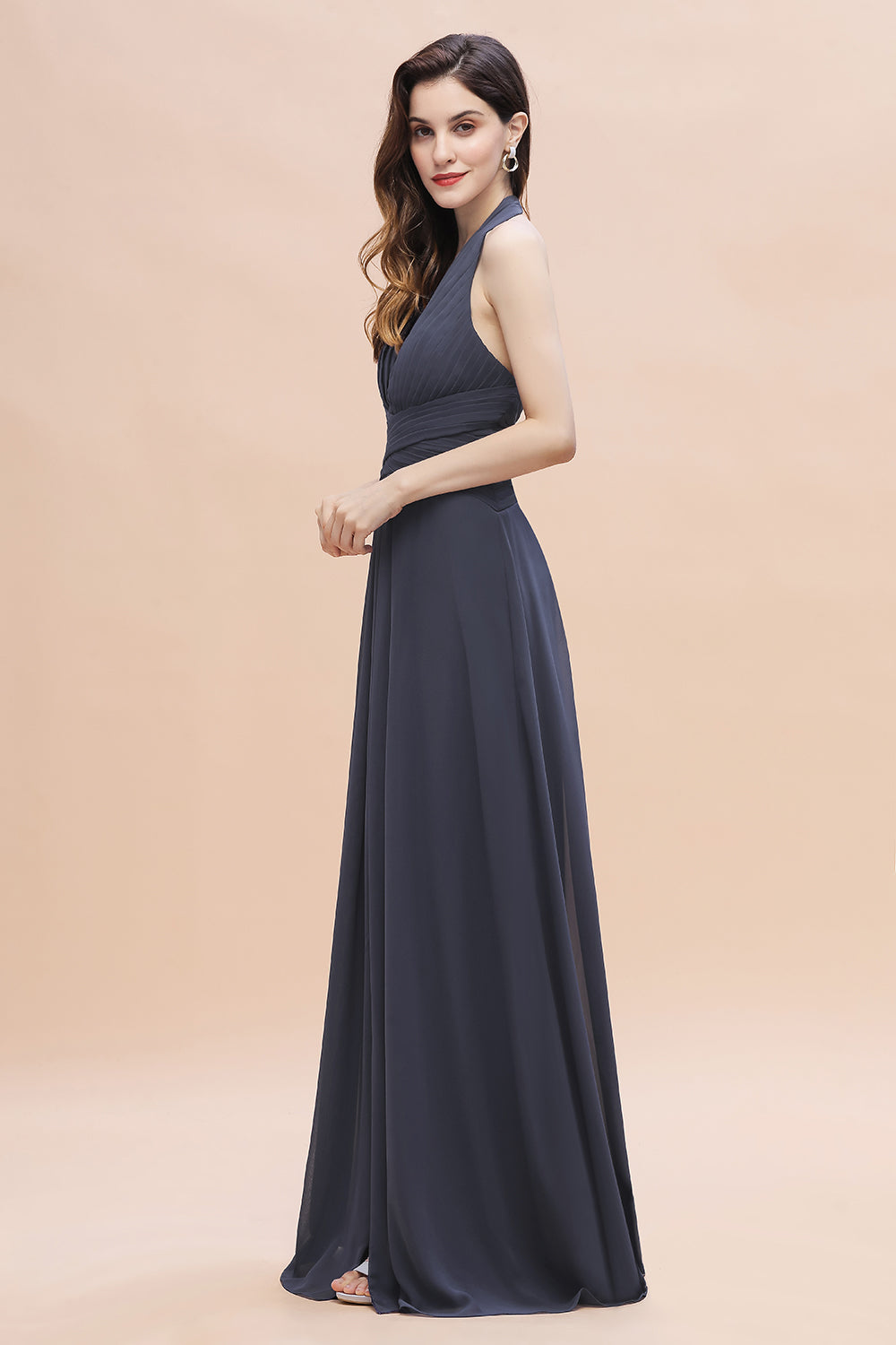 Bestellen Sie Schlichtes Abendkleid Chiffon online bei babyonlinedress.de. Brautjungfernkleider Lang Günstig für Sie zur Hochteit gehen.