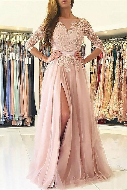 Rosafarbenes Ballkleid mit 3/4-Ärmeln und Schlitz