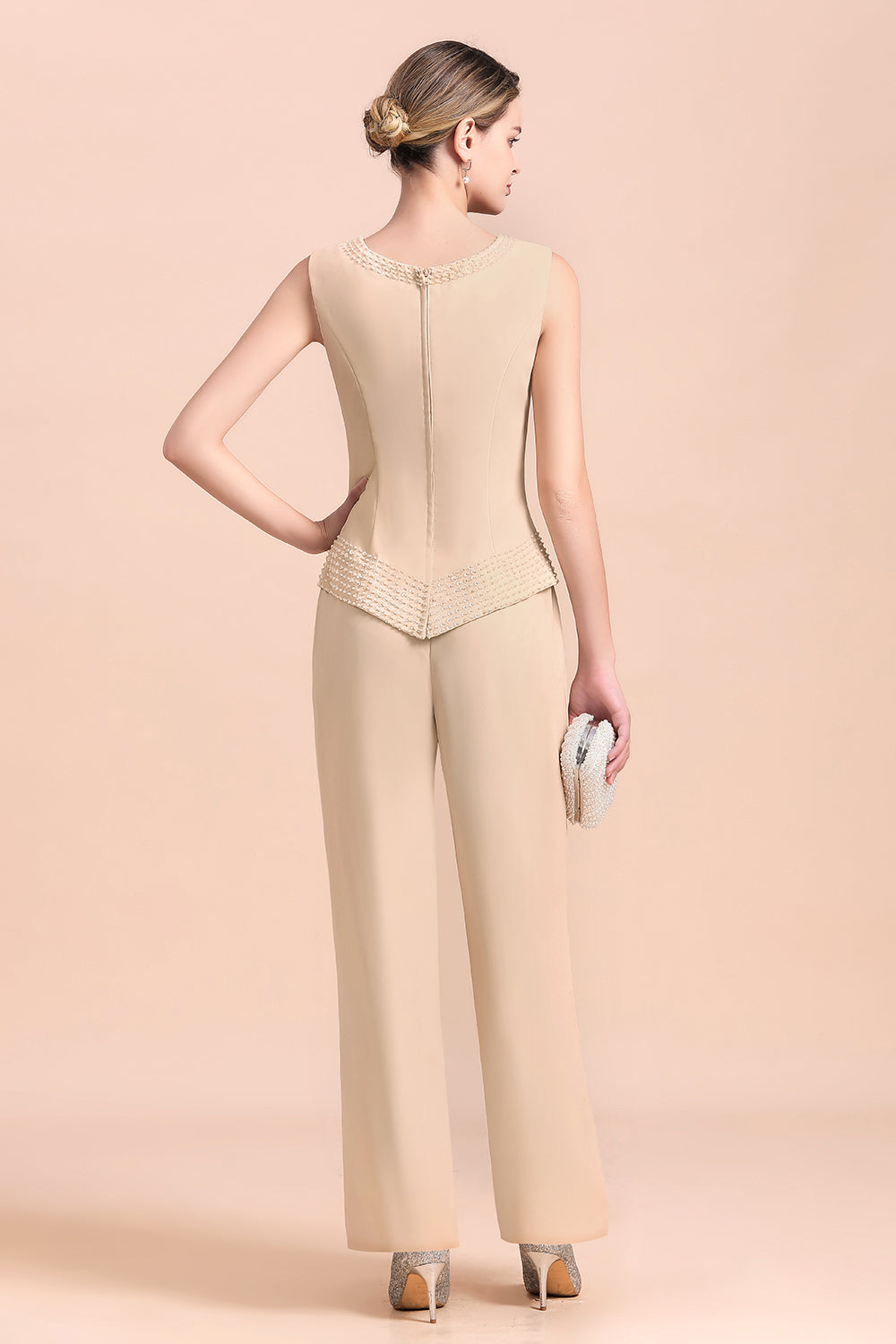 Finden Sie Jumpsuit Brautmutter 3 Teilig online bei babyonlinedress.de. Brautmutterkleider mit Jacket günstig online kaufen.