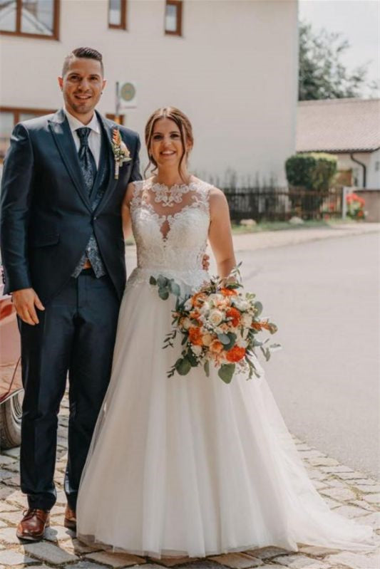 Bateau-Brautkleid in A-Linie, ärmellos, Tüll mit Spitze