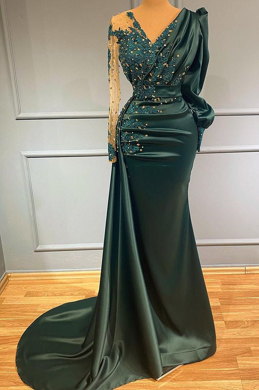 Dunkelgrünes Abendkleid mit V-Ausschnitt, langen Ärmeln und Spitzenapplikationen