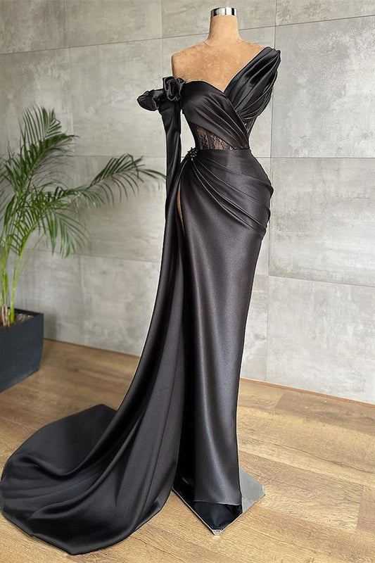 Schwarzes, langärmeliges Meerjungfrau-Abschlussballkleid