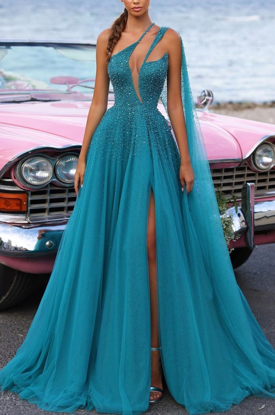 Blaues Tüll-Abschlussballkleid, A-Linien-Kleid mit Pailletten und hohem Schlitz
