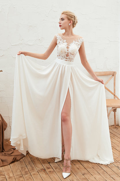 Bateau-Brautkleid mit Applikationen, Spitze, A-Linie, Chiffon mit Rüschen und Schlitz