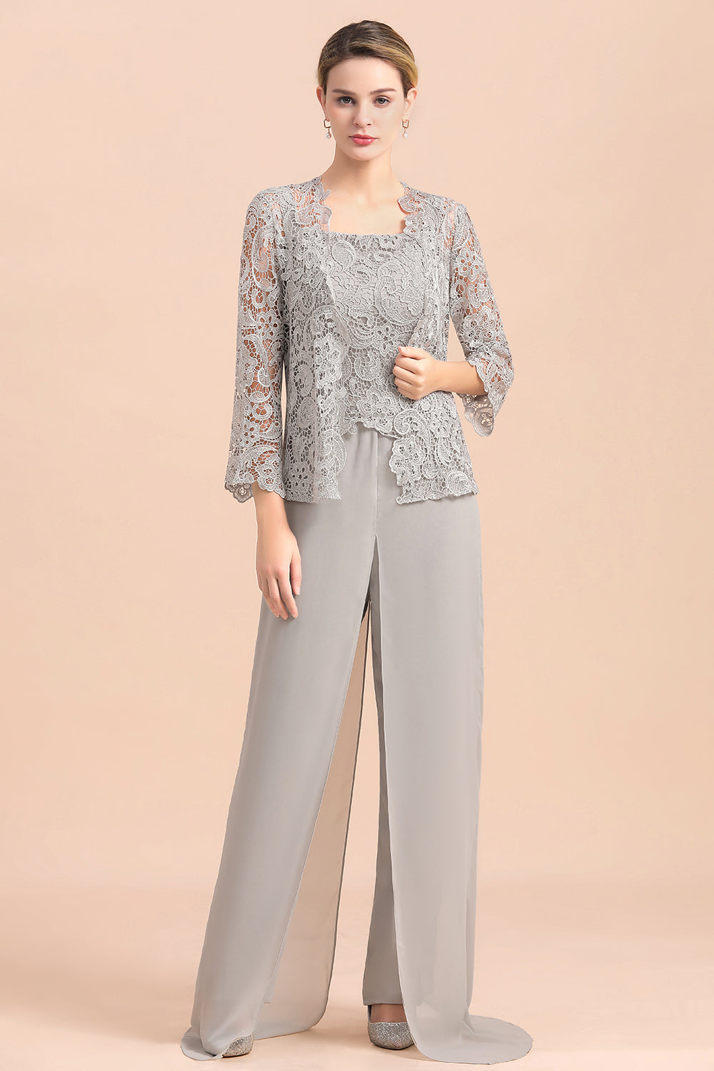 Bestellen Sie Silber Brautmutterkleider Jumpsuit online bei babyonlinedress.de. Chiffon Brautmutterkleid 3 Teillig für Sie zur Hochzeit gehen.