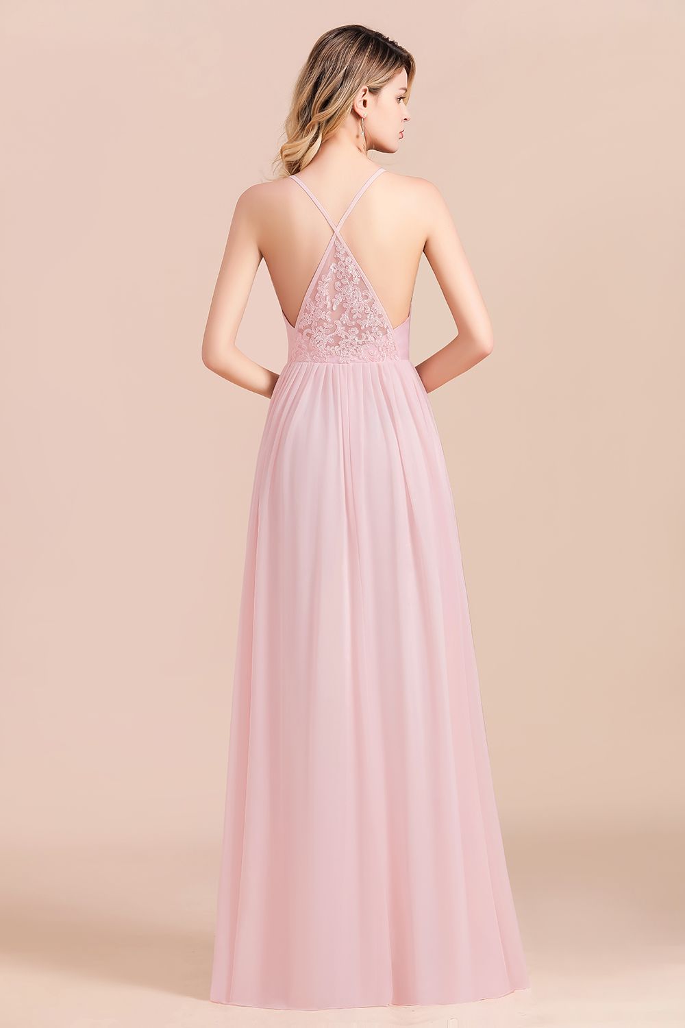 Finden Sie bei babyonlinedress.de Brautjungfernkleid Lang Rosa aus Chiffon. Günstige Brautjungfernkleider für Sie zur hochzeit gehen.