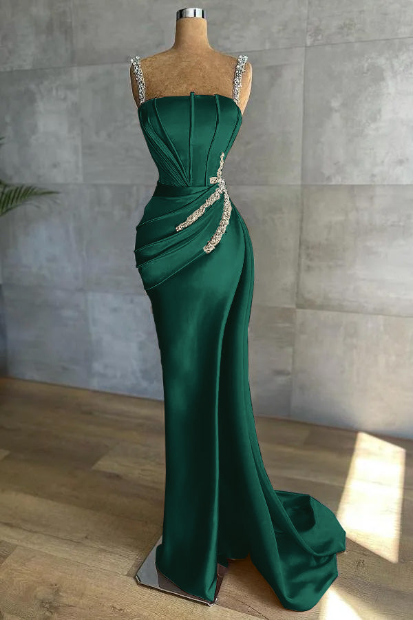 Starps Ballkleid im Meerjungfrau-Stil mit Perlenapplikationen