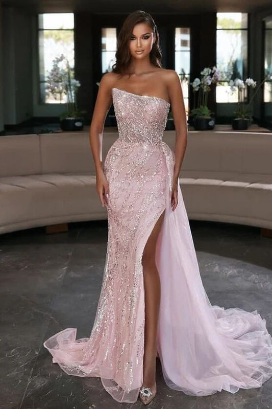 Hellrosa trägerloses Meerjungfrau-Pailletten-Abschlussballkleid mit Schlitz und Rüschen online