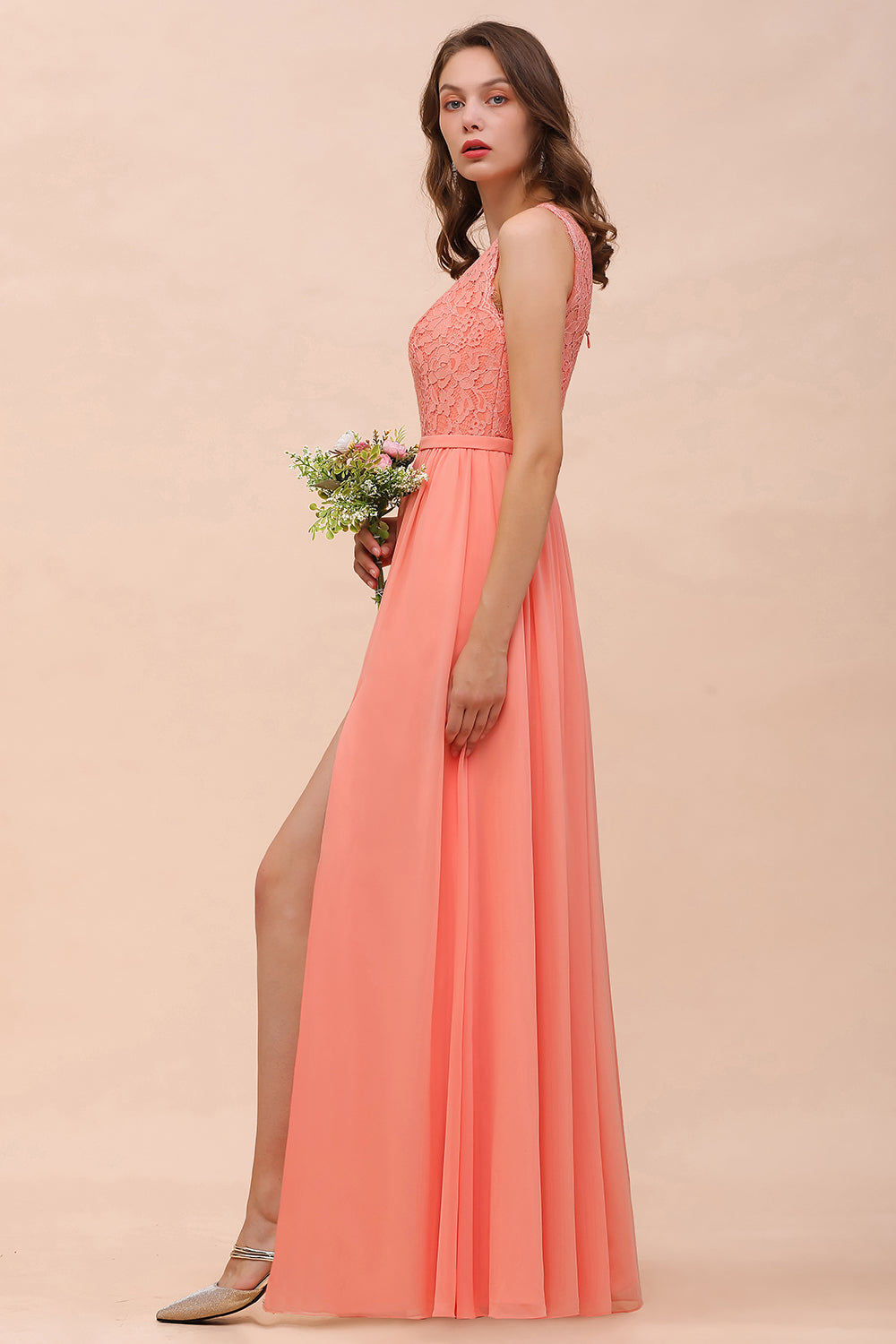 Suchen Sie Wunderschöne Brautjungfernkleider Lang Coral online bei babyonlinedress.de. Kleider Für Brautjungfern Günstig maß geschneidert kaufen.