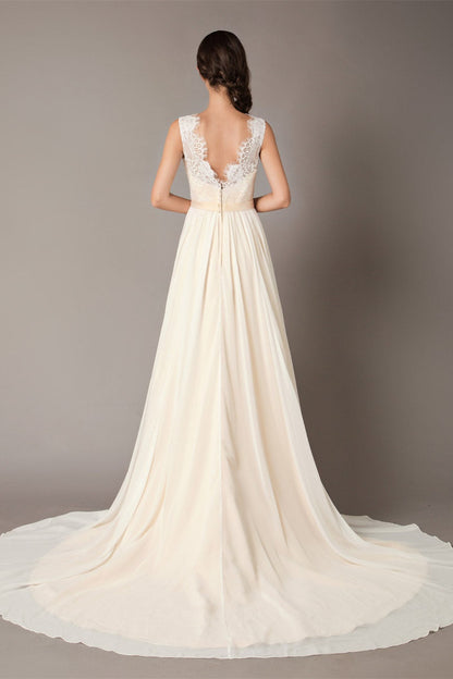 Champagnerfarbenes Spitzen-Chiffon-Brautkleid