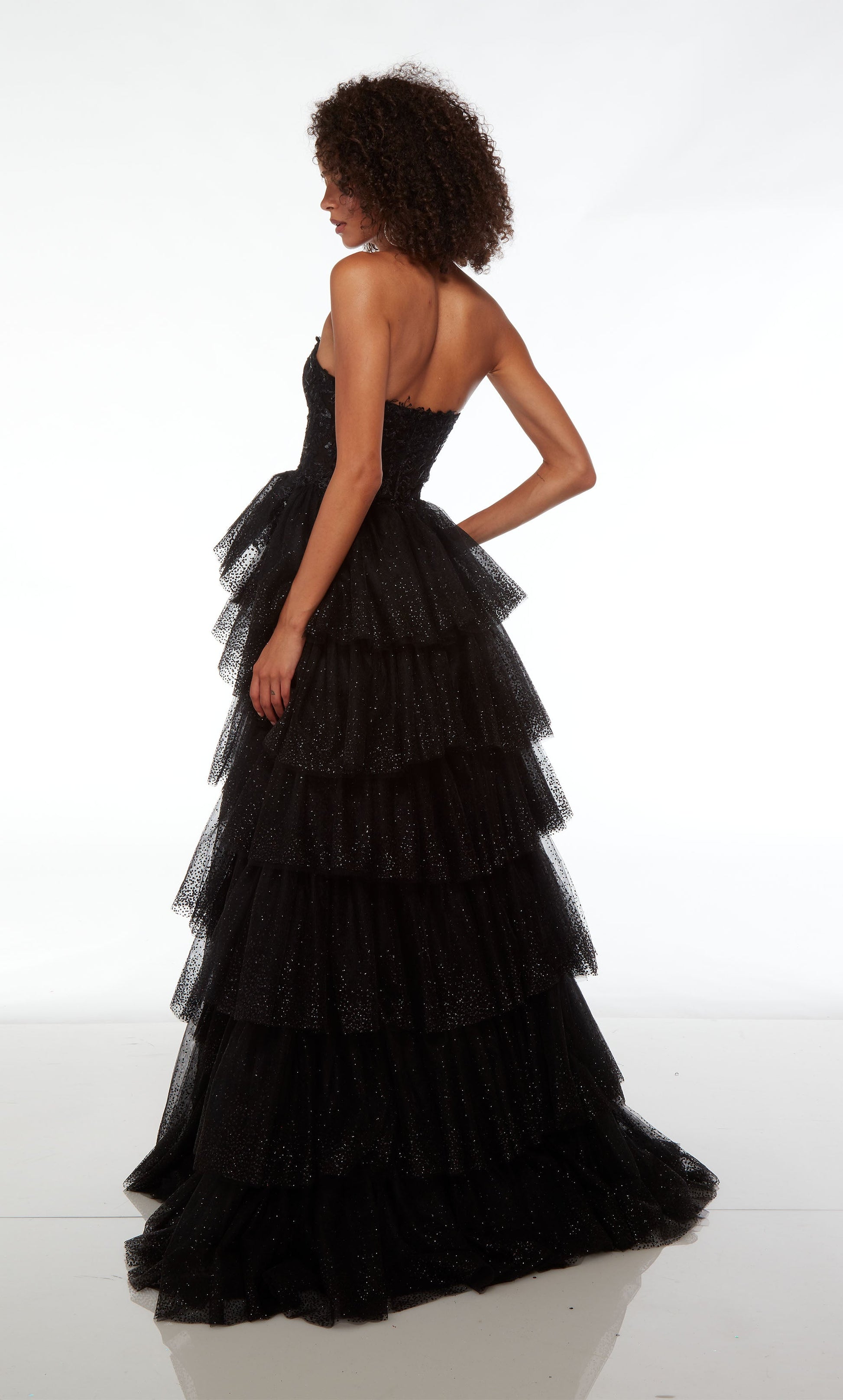 Formelles Ballkleid aus langem Tüll mit geschlitzten Handschuhen, Kleid mit V-Ausschnitt, ärmellos