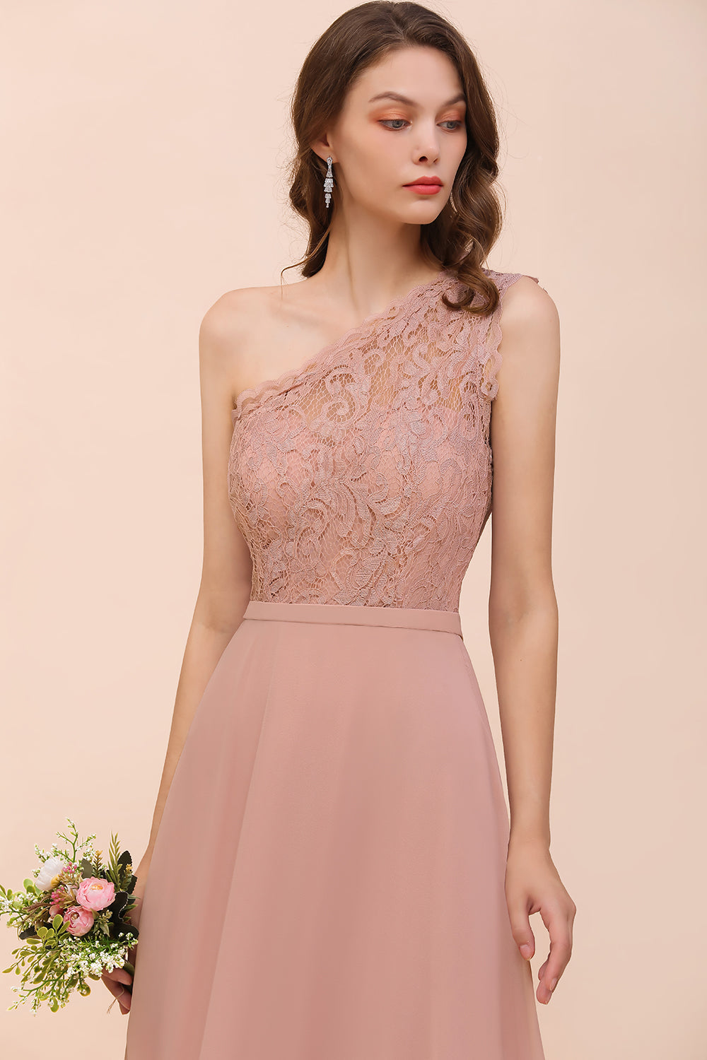 Suchen Sie Altrosa Brautjungfernkleider Lang Günstig online bei babyonlinedress.de. Etuikleider Chiffon Kleider maß geschneidert bekommen.