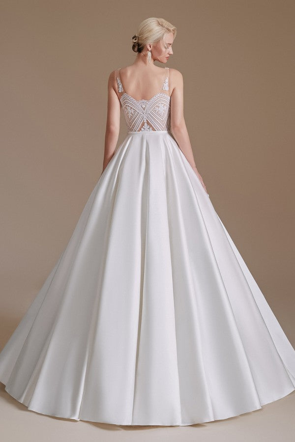 Langes Satin-Brautkleid in A-Linie mit V-Ausschnitt und Spitzenapplikationen