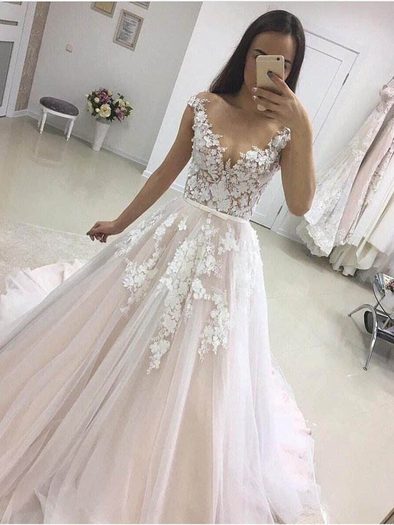 Langes, herzförmiges Prinzessin-Brautkleid in A-Linie mit Tüll und Spitze