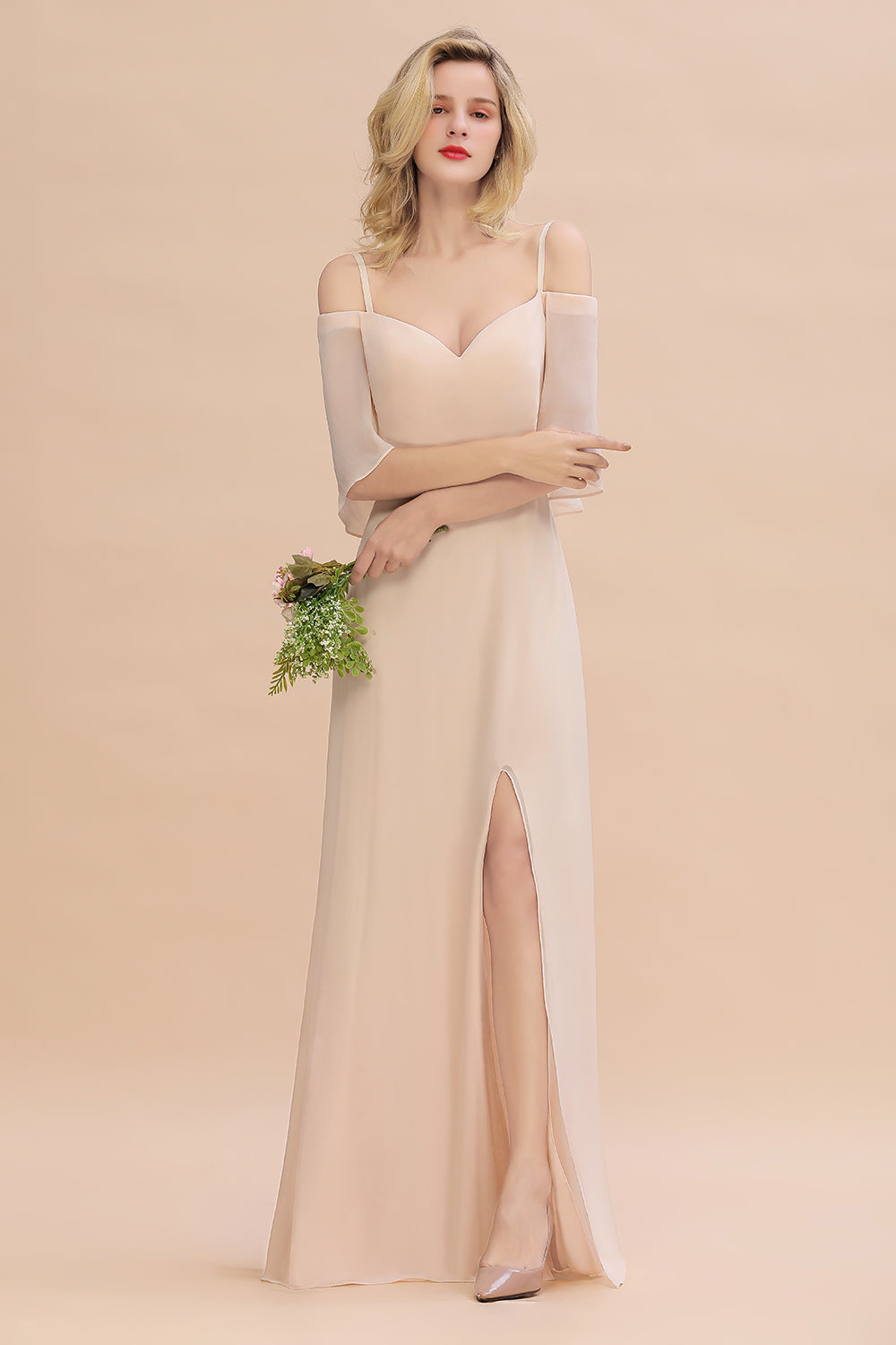 Bestellen Sie Champagne Brautjungfernkleider Lang Günstig online bei babyonlinedress.de. Kleider Für Brautjungfern maß geschneidert bekommen.
