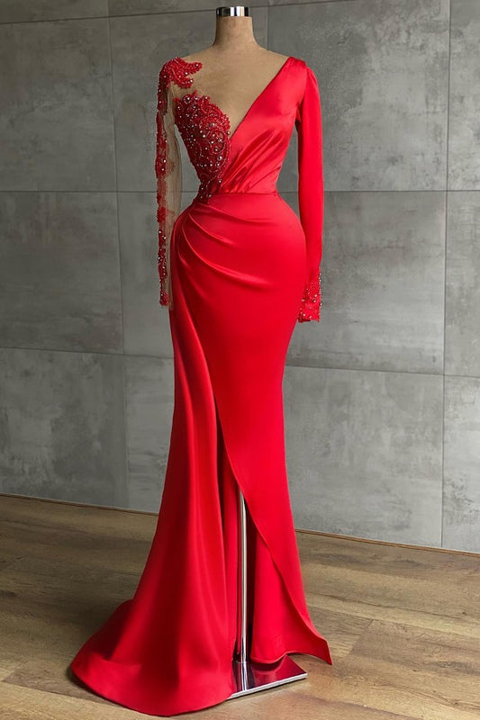 Rotes Abendkleid mit langen Ärmeln und Meerjungfrau