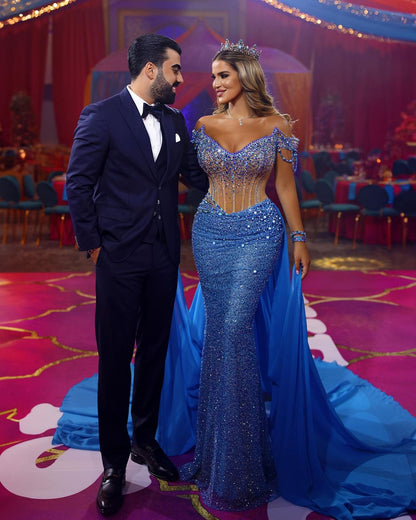 Blaues schweres Ballkleid mit Pailletten, schulterfrei, Perlen, V-Ausschnitt