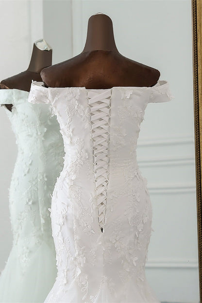 Schulterfreies, langes Meerjungfrau-Brautkleid mit Tüll und Spitze