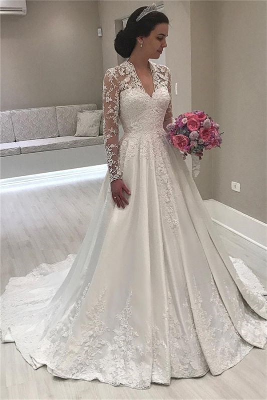 Herzförmiges, langärmliges Meerjungfrau-Brautkleid mit Spitzenapplikationen